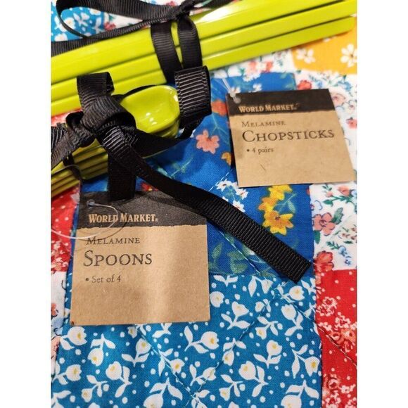 4 pairs of Lime Green Melamine Chopsticks and Spoons - Picture 2 of 3